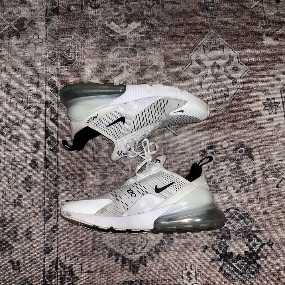 Nike air 270